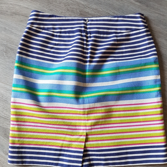 LOFT skirt - Picture 2 of 4